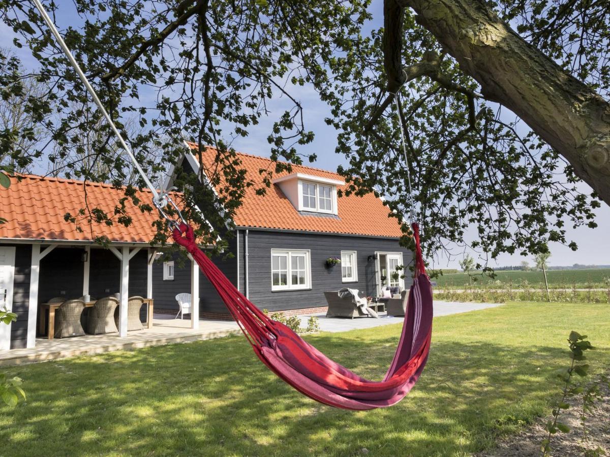 Rustic Holiday Home In Wissenkerke With Garden Экстерьер фото